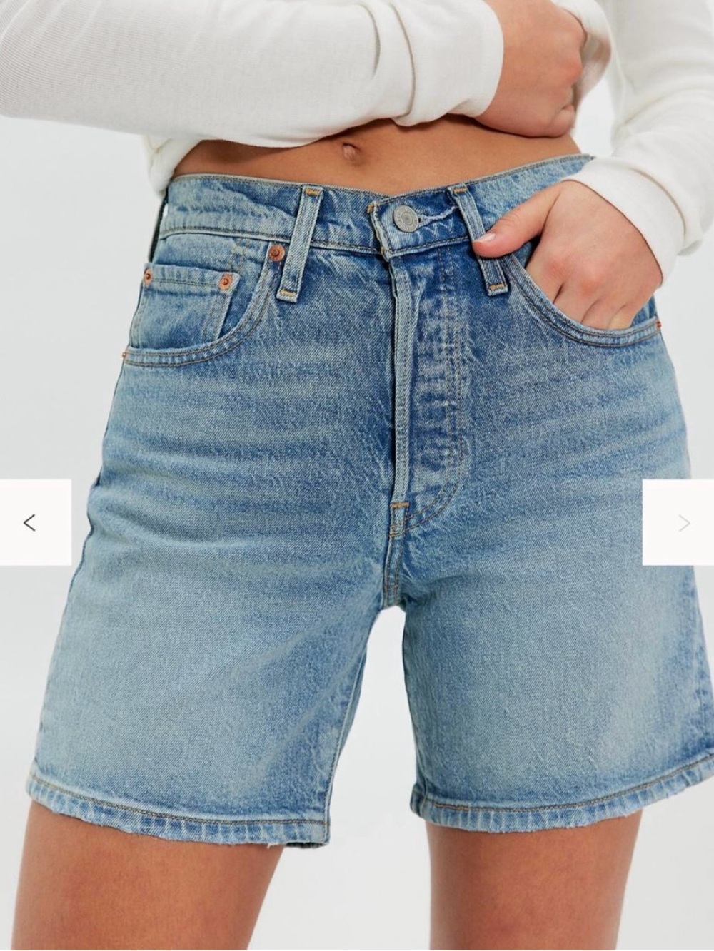 NWT Levi's 501 high waisted mid-thigh blue denim shorts